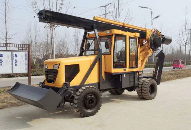 公路護欄打樁機操作問題要注意哪些？